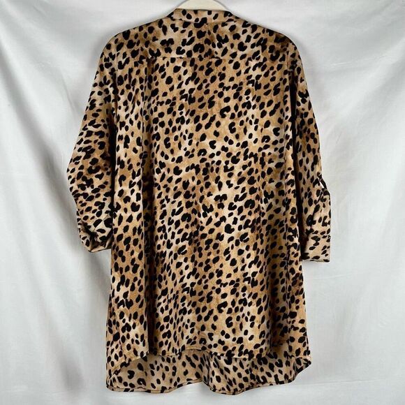 Calvin Klein Animal Print Cheetah V-neck Blouse - Picture 5 of 13